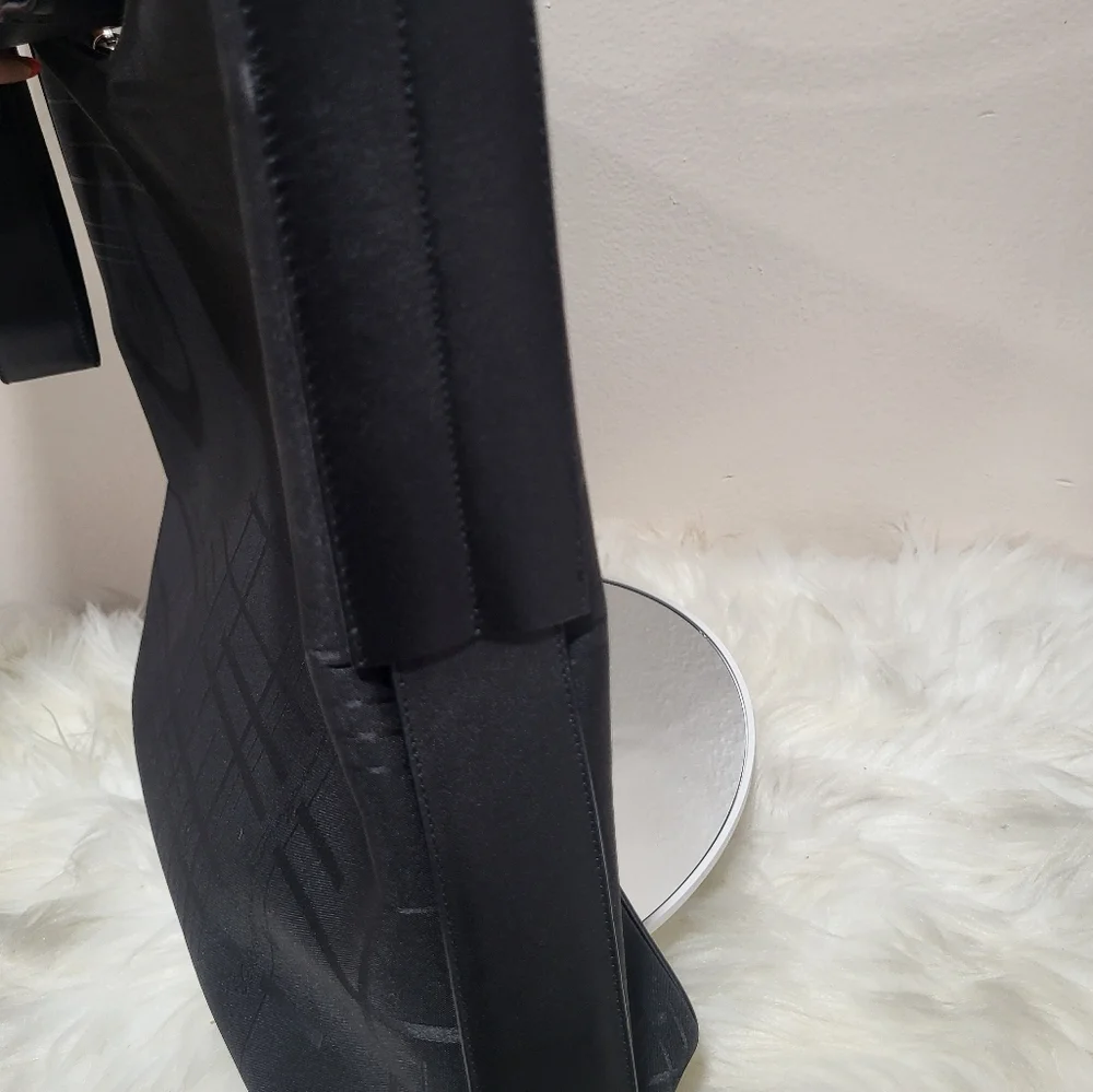 Like New condition Ferragamo Shoulder Bag Black Nylon